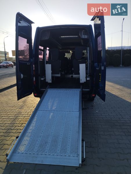 Мінівен Renault Master 2013 в Луцьку