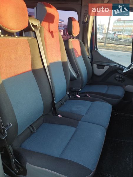 Мінівен Renault Master 2013 в Луцьку