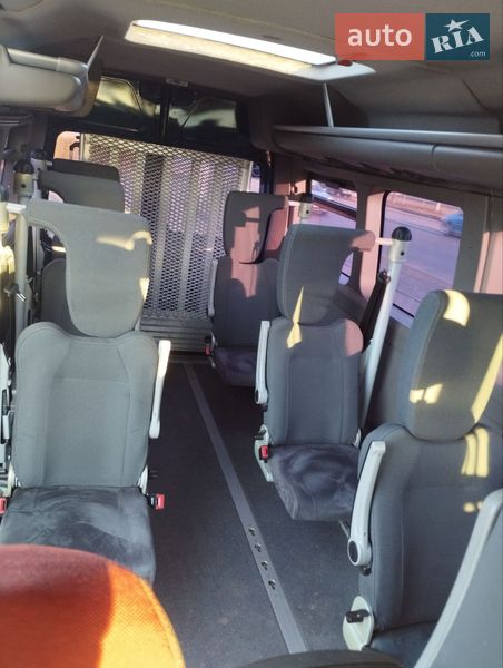 Мінівен Renault Master 2013 в Луцьку