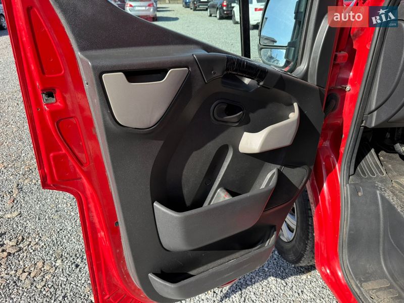 Тентованый Renault Master 2013 в Стрые