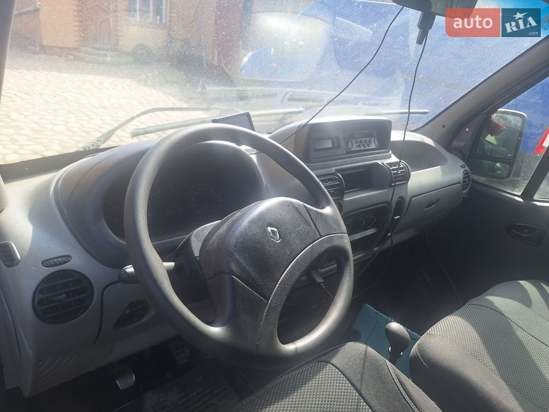 Микроавтобус грузовой (до 3,5т) Renault Master 2003 в Коломые