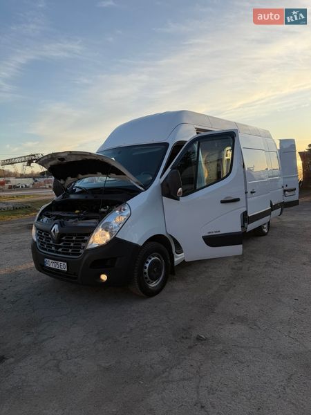 Грузовой фургон Renault Master 2017 в Мукачево