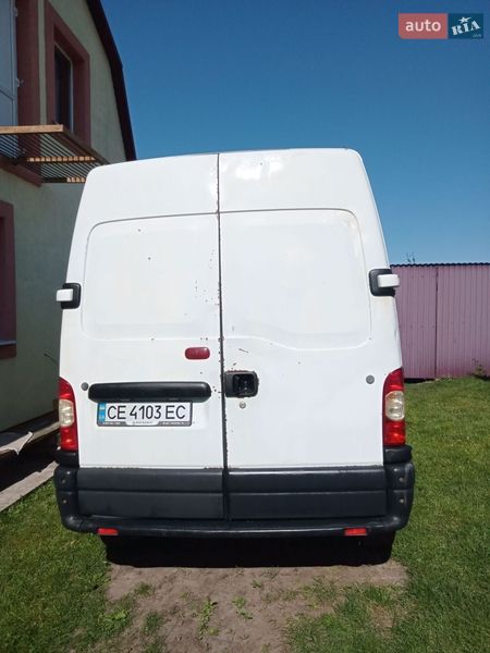 Вантажний фургон Renault Master 2006 в Летичіві