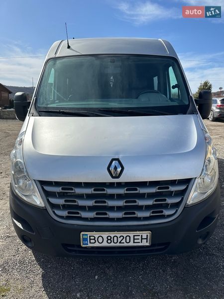 Мінівен Renault Master 2011 в Бережанах