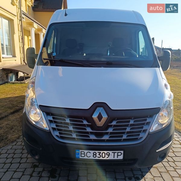 Грузовой фургон Renault Master 2018 в Почаеве