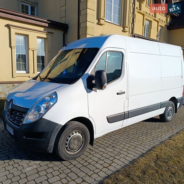 Грузовой фургон Renault Master 2018 в Почаеве