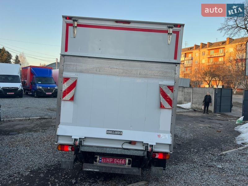 Вантажний фургон Renault Master 2017 в Рівному