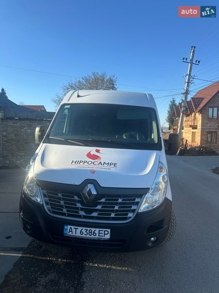 Вантажний фургон Renault Master 2018 в Косові