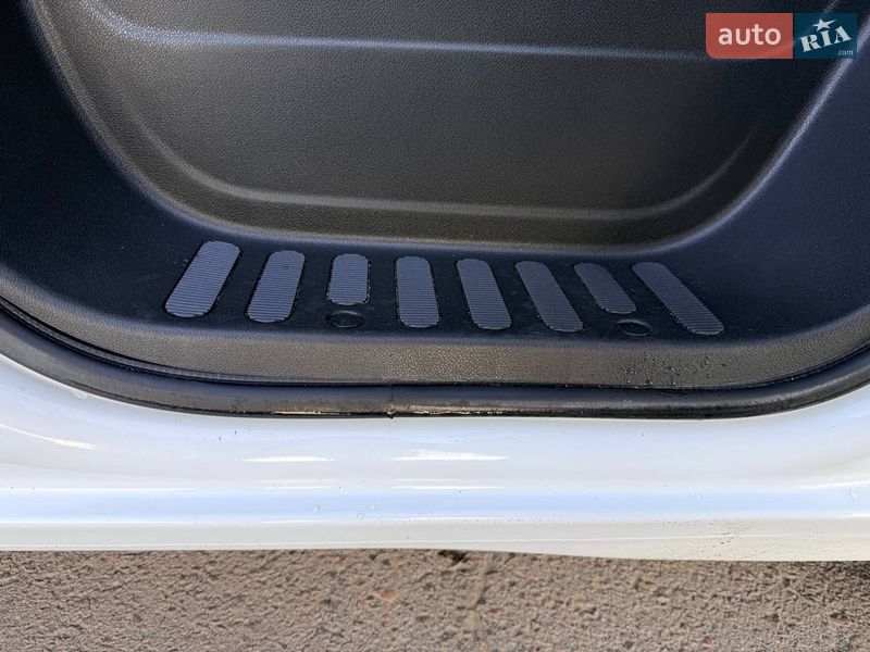 Грузовой фургон Renault Master 2021 в Киеве