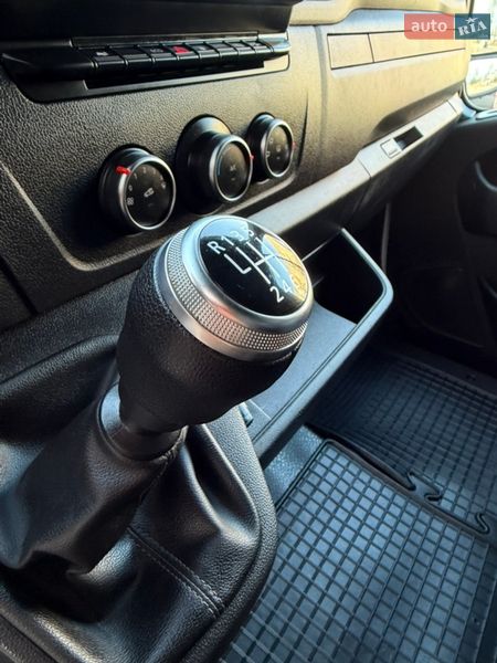 Грузовой фургон Renault Master 2021 в Дубно