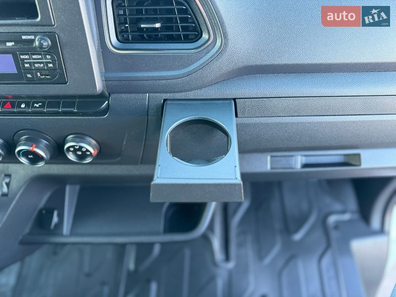 Грузовой фургон Renault Master 2021 в Киеве