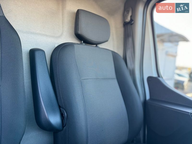 Грузовой фургон Renault Master 2021 в Киеве