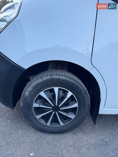 Грузовой фургон Renault Master 2017 в Ужгороде