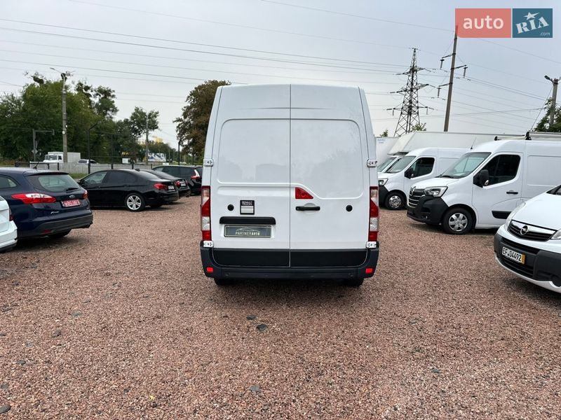 Вантажний фургон Renault Master 2021 в Рівному