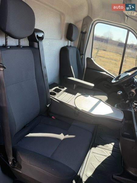 Грузовой фургон Renault Master 2021 в Киеве