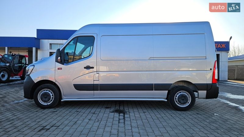Грузовой фургон Renault Master 2021 в Радомышле
