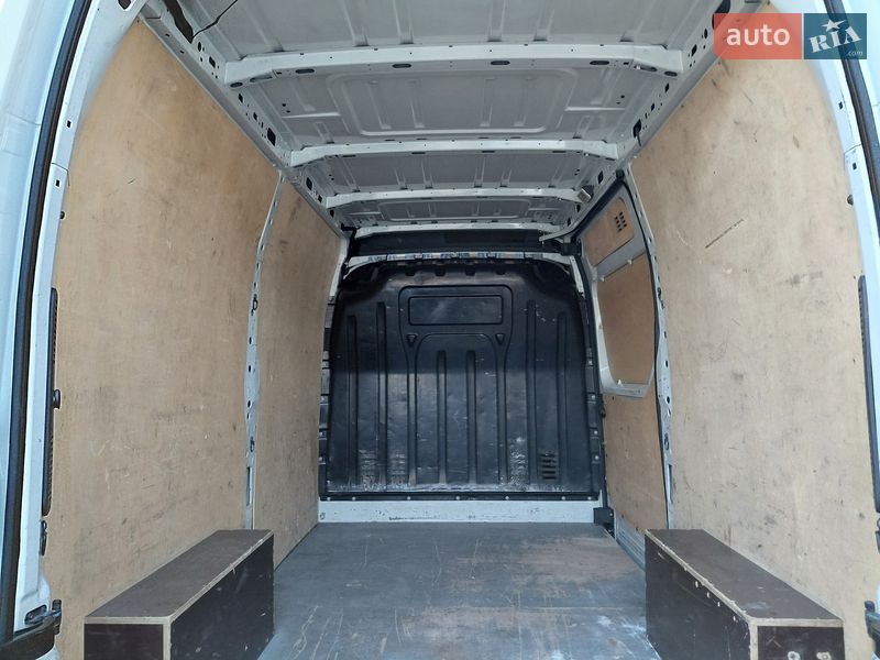 Грузовой фургон Renault Master 2016 в Ивано-Франковске
