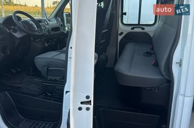 Грузопассажирский фургон Renault Master 2016 в Львове