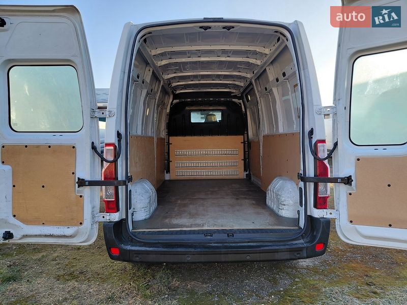 Грузовой фургон Renault Master 2023 в Ивано-Франковске