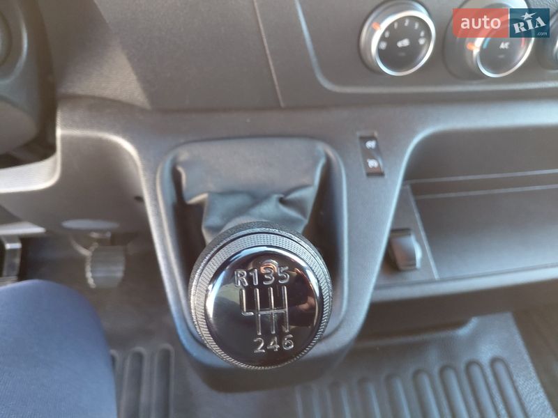 Грузовой фургон Renault Master 2023 в Ивано-Франковске