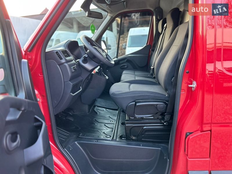 Вантажний фургон Renault Master 2024 в Хусті