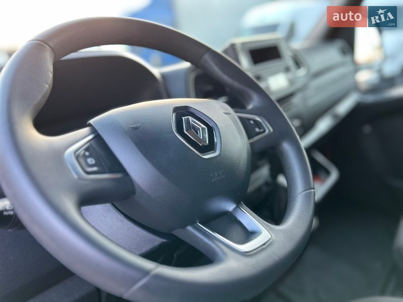 Вантажний фургон Renault Master 2024 в Хусті