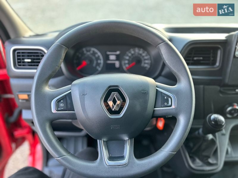 Вантажний фургон Renault Master 2024 в Хусті