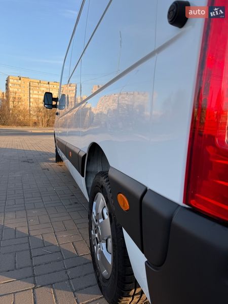 Вантажний фургон Renault Master 2022 в Києві