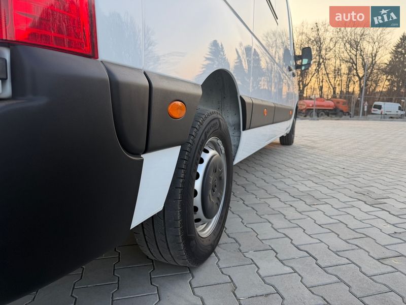 Вантажний фургон Renault Master 2023 в Дубні