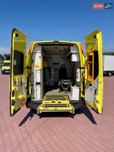 Автомобиль скорой помощи Renault Master 2014 в Ровно
