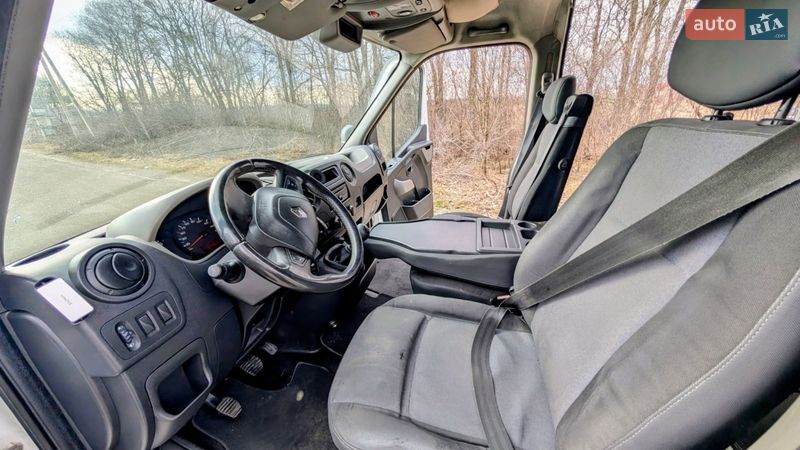 Грузовой фургон Renault Master 2010 в Стрые