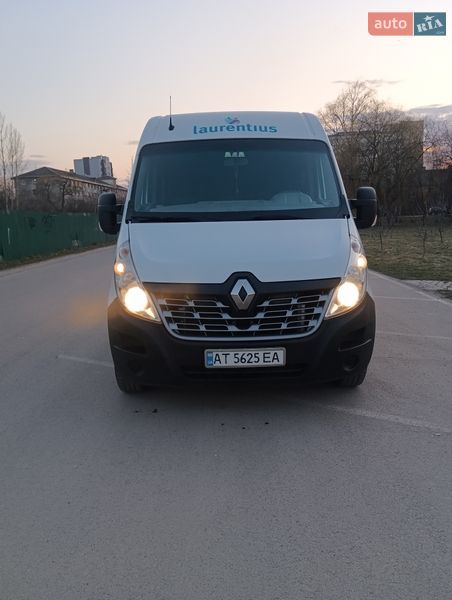 Минивэн Renault Master 2015 в Ивано-Франковске