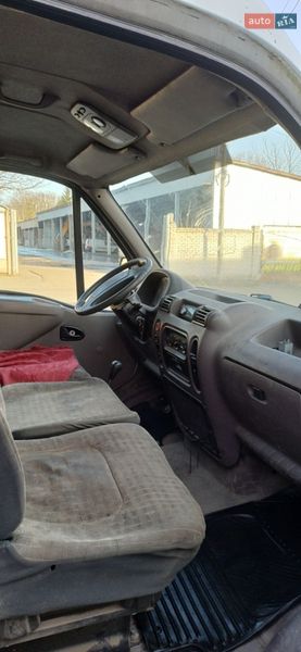Микроавтобус грузовой (до 3,5т) Renault Master 1999 в Умани