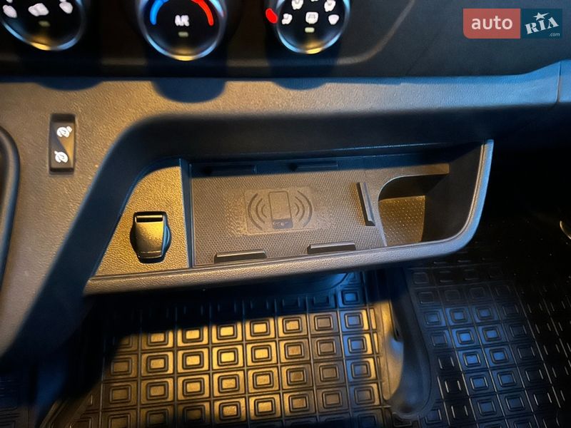 Другие грузовики Renault Master 2021 в Луцке
