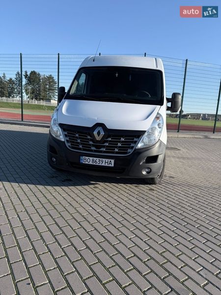 Грузовой фургон Renault Master 2018 в Бучаче