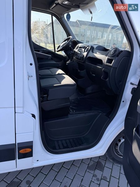 Грузовой фургон Renault Master 2018 в Бучаче