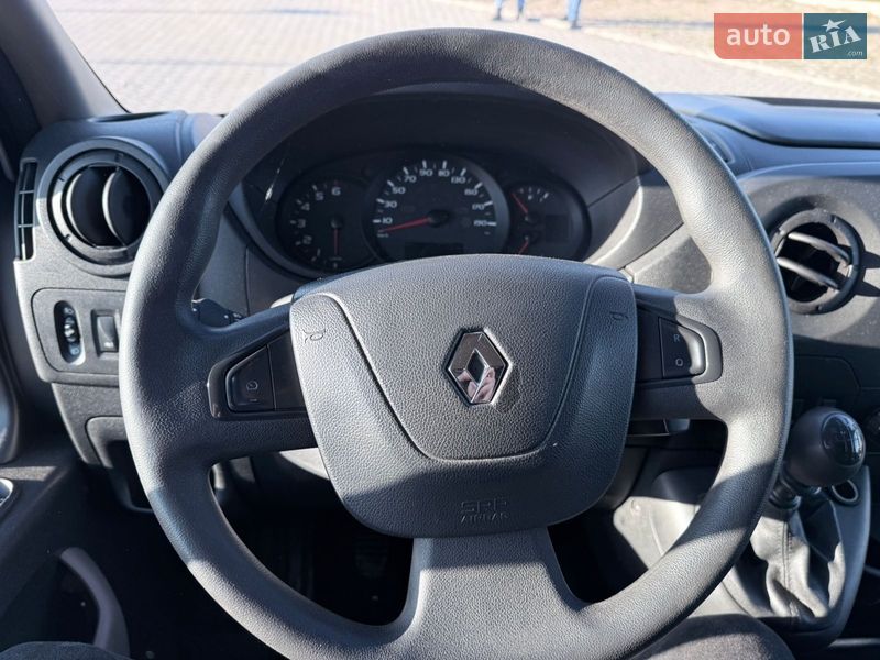 Грузовой фургон Renault Master 2018 в Бучаче