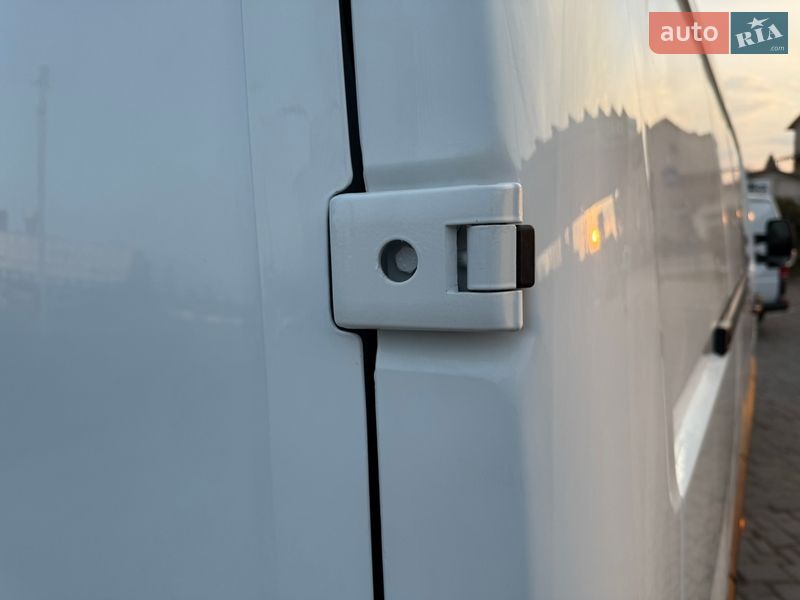 Грузовой фургон Renault Master 2017 в Дубно