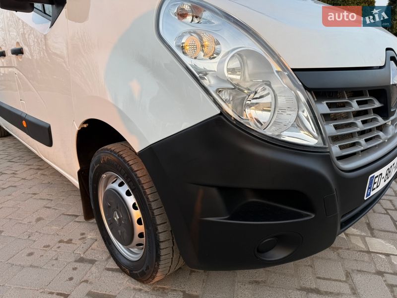 Грузовой фургон Renault Master 2017 в Дубно