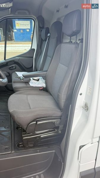 Вантажний фургон Renault Master 2021 в Луцьку