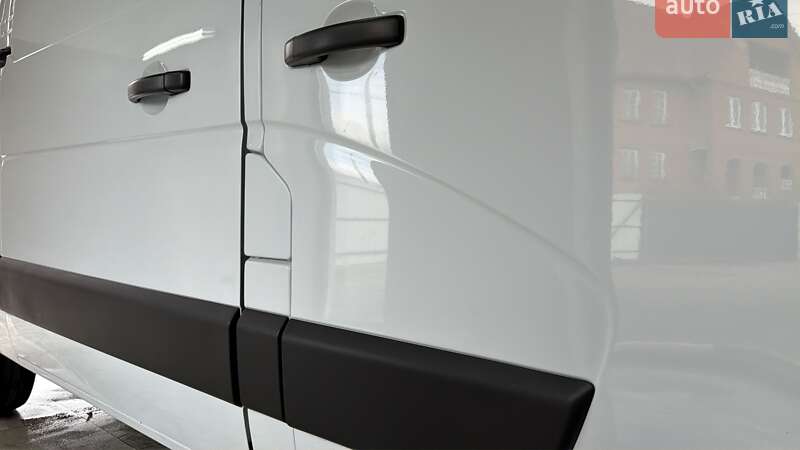 Вантажний фургон Renault Master 2020 в Полтаві