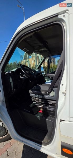 Автовоз Renault Master 2015 в Луцьку