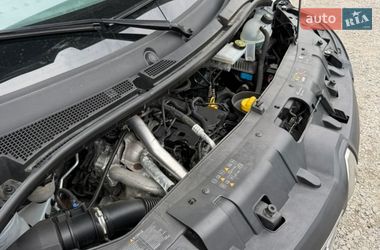 Вантажний фургон Renault Master 2022 в Рівному