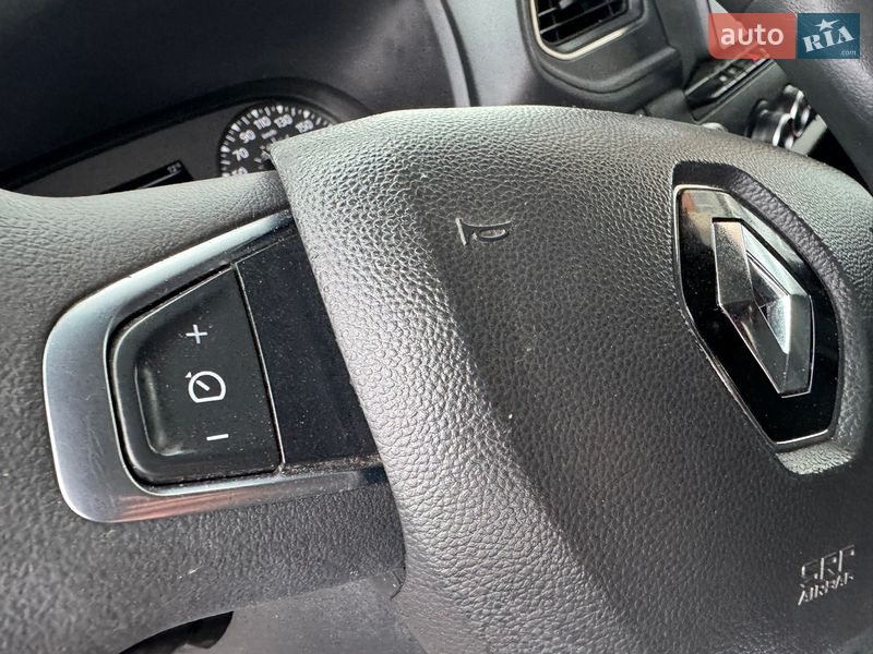 Другие грузовики Renault Master 2022 в Ровно