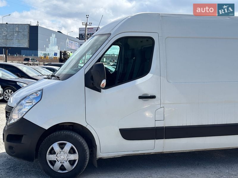 Грузовой фургон Renault Master 2017 в Львове