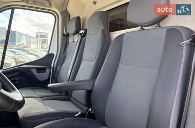 Грузовой фургон Renault Master 2017 в Львове