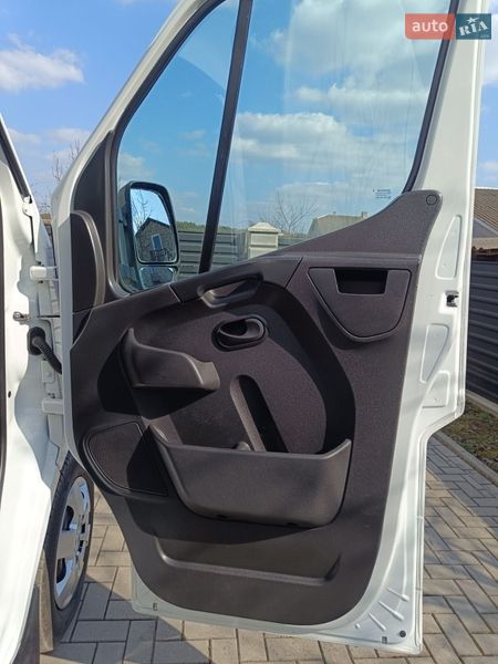 Вантажний фургон Renault Master 2019 в Дубні