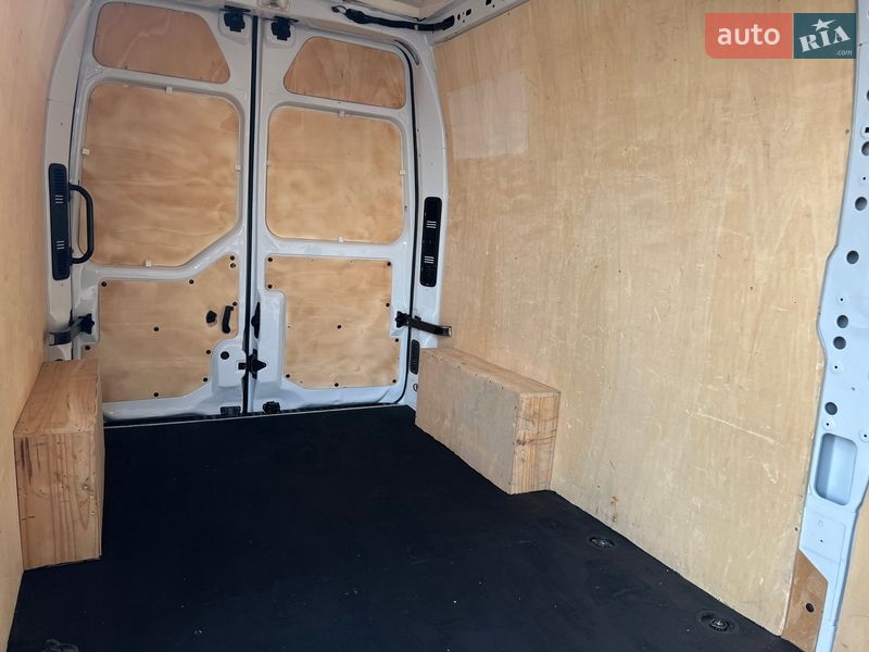 Грузовой фургон Renault Master 2021 в Дубно