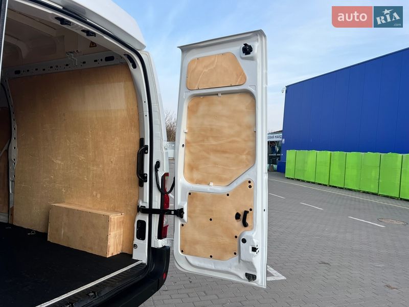 Грузовой фургон Renault Master 2021 в Дубно