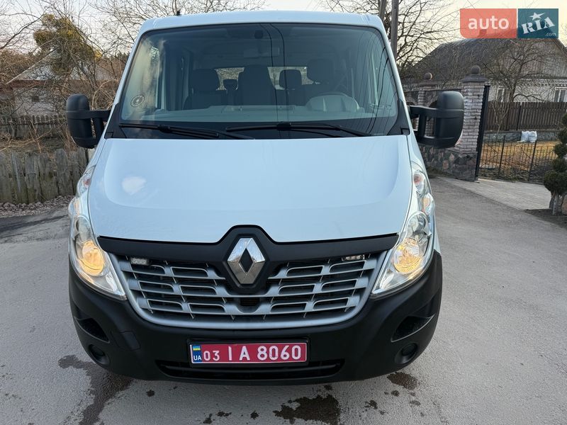 Грузопассажирский фургон Renault Master 2015 в Житомире